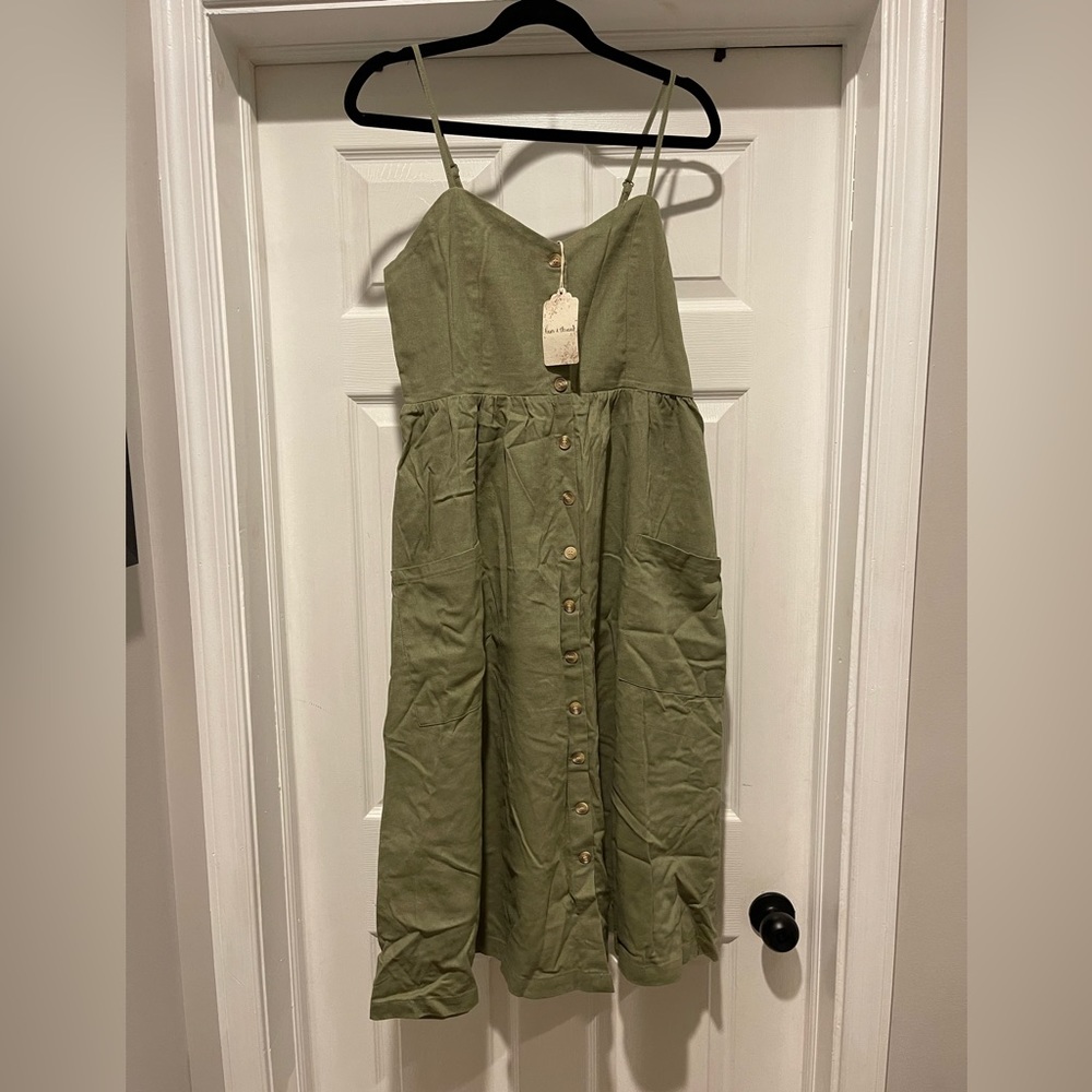 Midi dress with pockets !